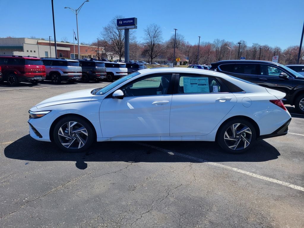 2025 Hyundai ELANTRA HYBRID Limited
