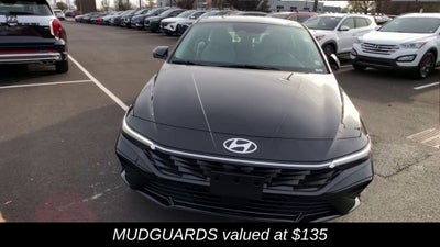 2025 Hyundai ELANTRA Limited