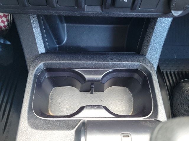 2022 Toyota Tacoma SR V6