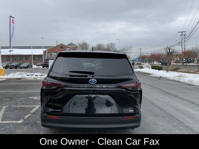 2025 Toyota Sienna XLE 7 Passenger