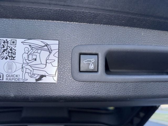 2024 Toyota Sienna XLE 8 Passenger