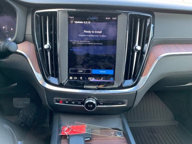 2024 Volvo S60 Ultimate