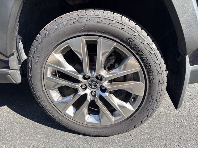 2020 Toyota RAV4 Limited