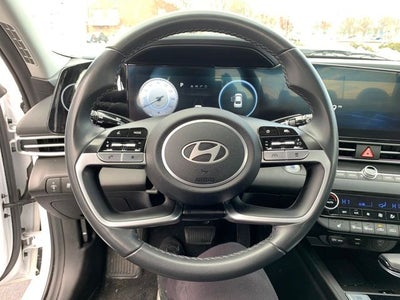 2024 Hyundai ELANTRA Limited